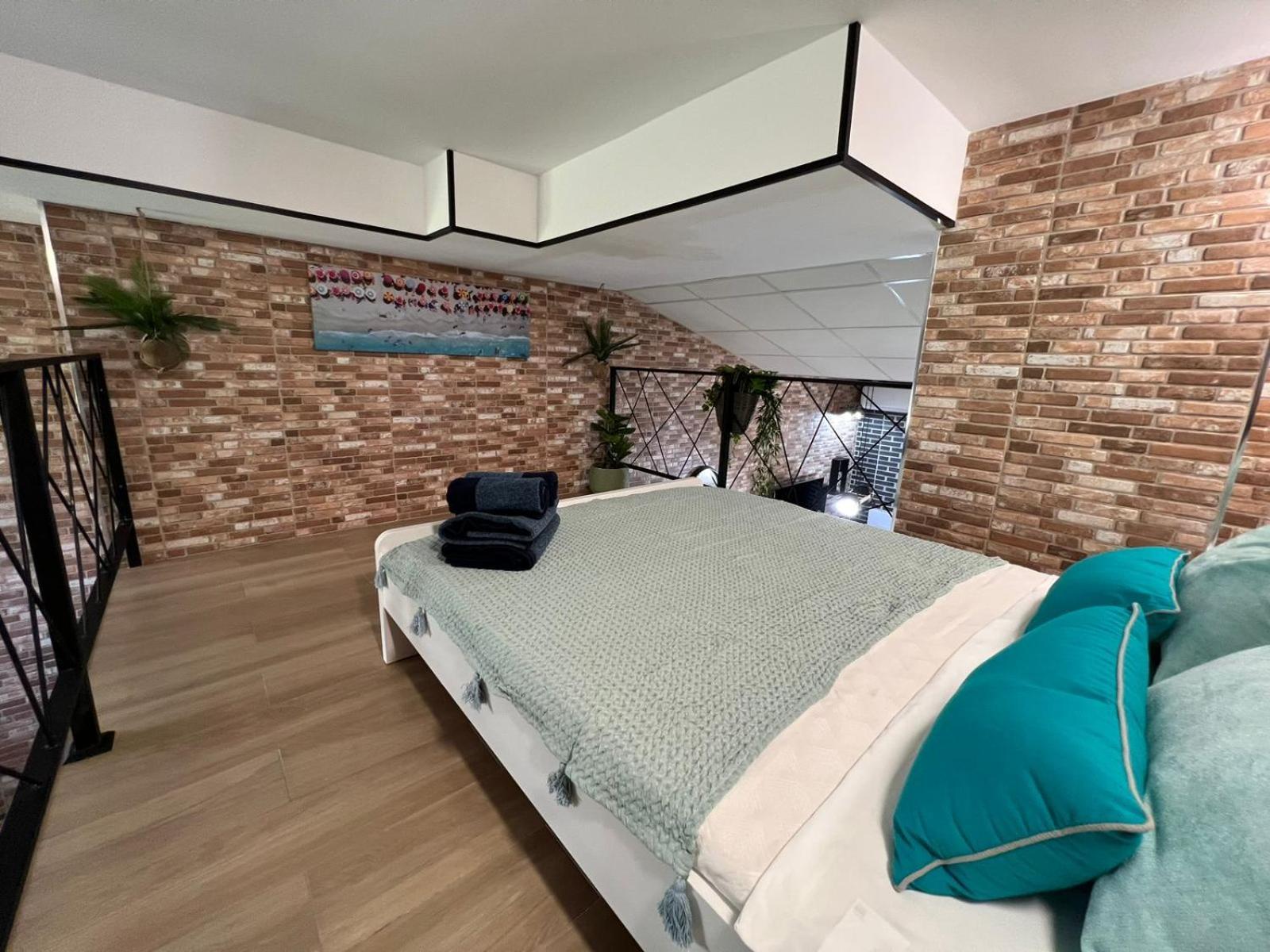 Melia Y Fuster 23C Aparthotel Valencia Exterior photo